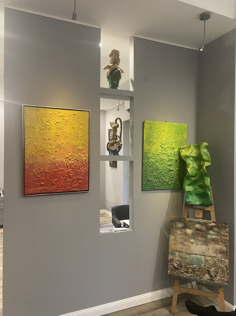 Parrucchiere - Hair Gallery - Salone L'Oréal Professionnel & Kérastase