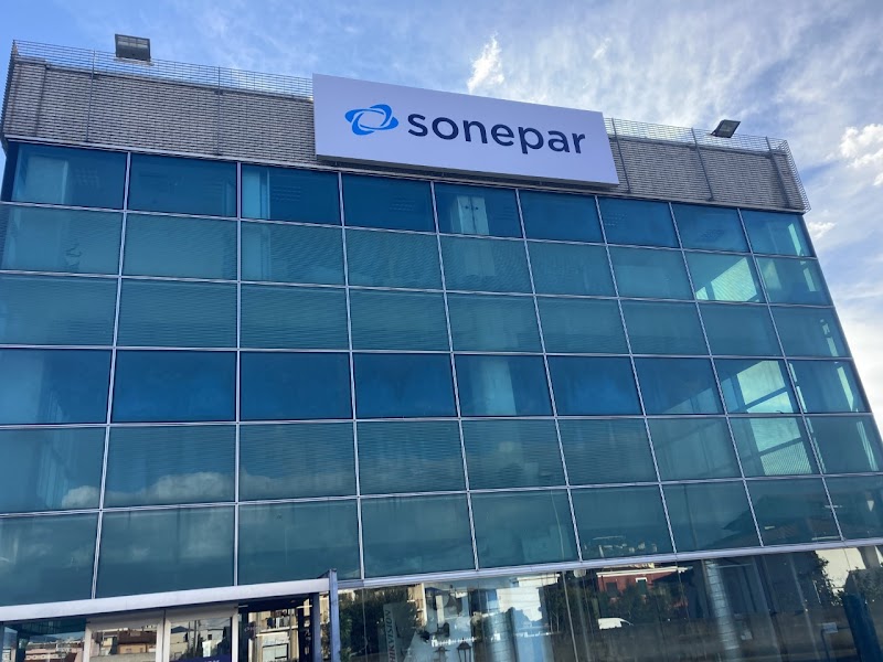 Elettricista - Sonepar - Latina - Distributore di Materiale Elettrico