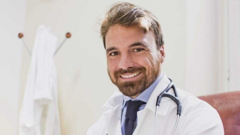 Medico - Dr. Giovanni Alongi | Angiologo | Centro ANGIOCOR Palermo
